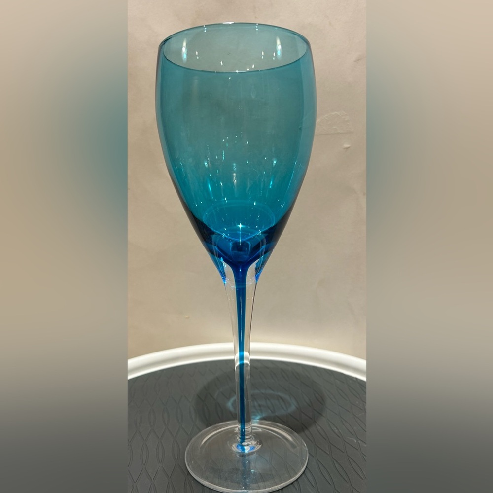 Pier 1 Blue Drip Wine/water Glass Aqua Blue Filiment stem9.25”Discontinued piece